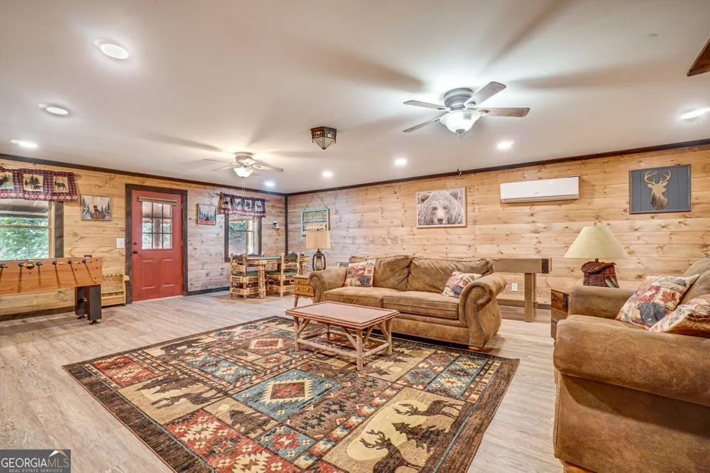 2183 Chimney Mountain RD Sautee Nacoochee, GA 30571