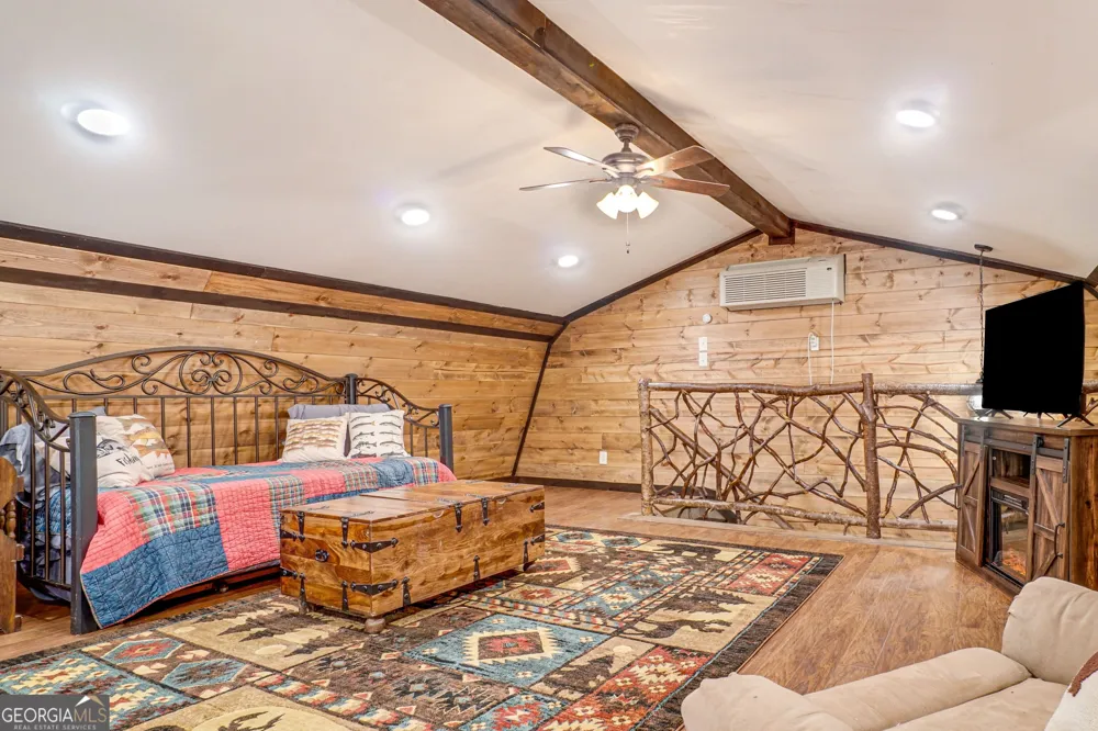 2183 Chimney Mountain RD Sautee Nacoochee, GA 30571