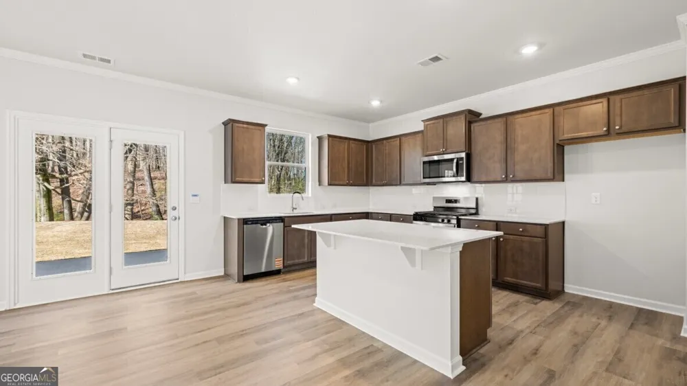 1401 Lincoln LN Braselton, GA 30517