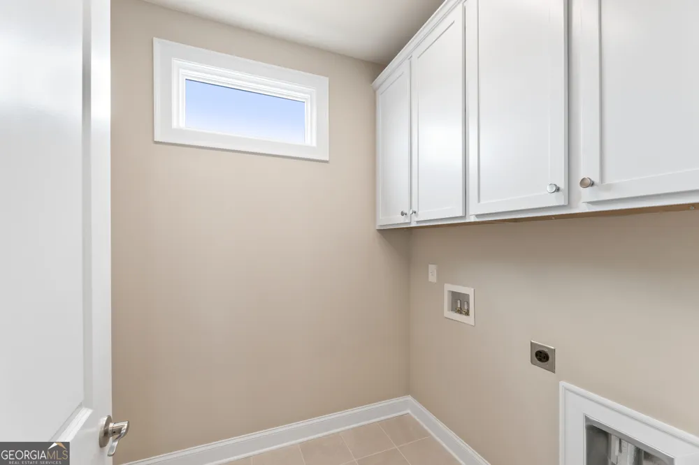 3347 Fishpond CIR Dacula, GA 30019