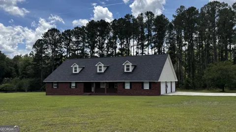 144 Live Oak LN