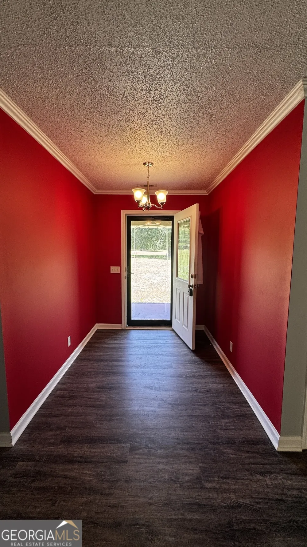 144 Live Oak LN Claxton, GA 30417