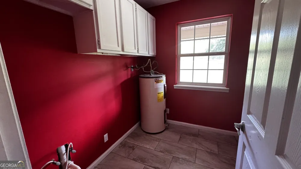 144 Live Oak LN Claxton, GA 30417
