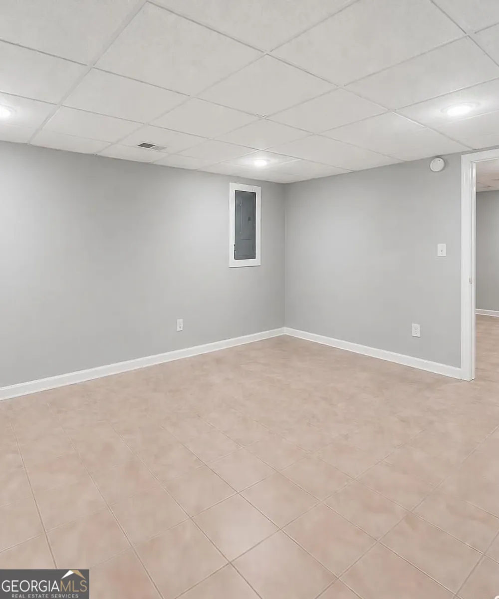 5200 Laurel Bridge DR SE Smyrna, GA 30082