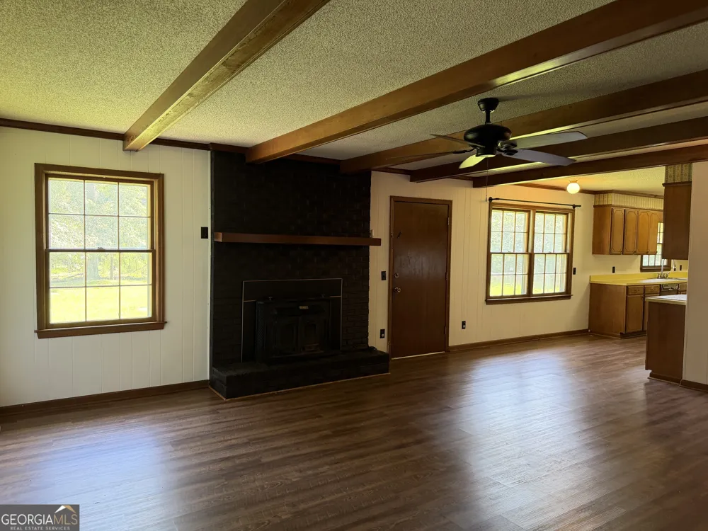 257 Lonnie Burke RD Portal, GA 30450