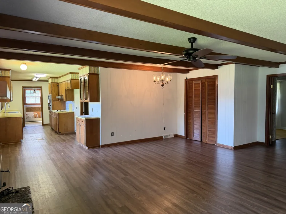 257 Lonnie Burke RD Portal, GA 30450