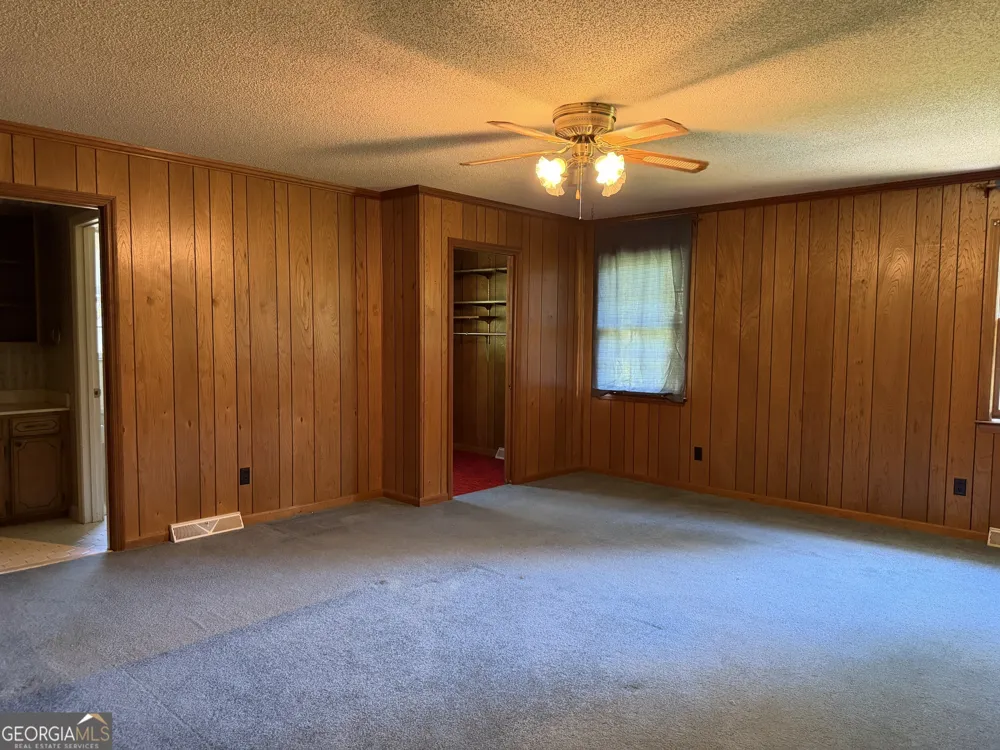 257 Lonnie Burke RD Portal, GA 30450