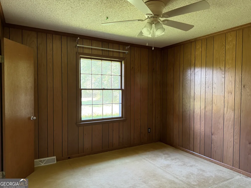 257 Lonnie Burke RD Portal, GA 30450