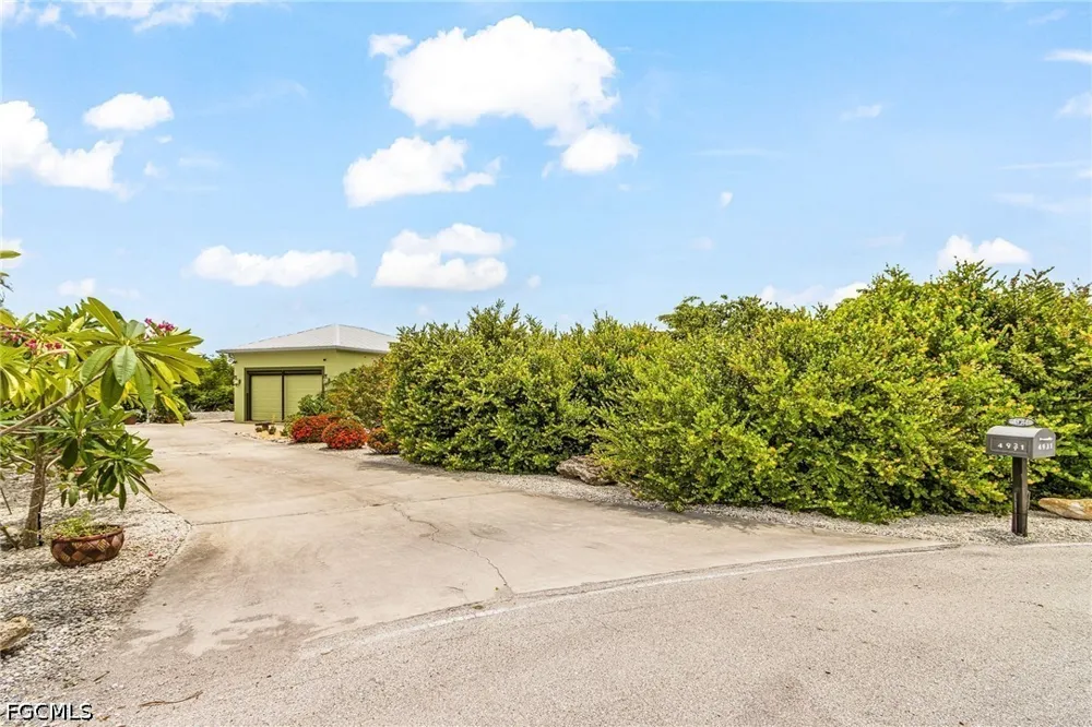 Island Acres Court St James City, FL 33956