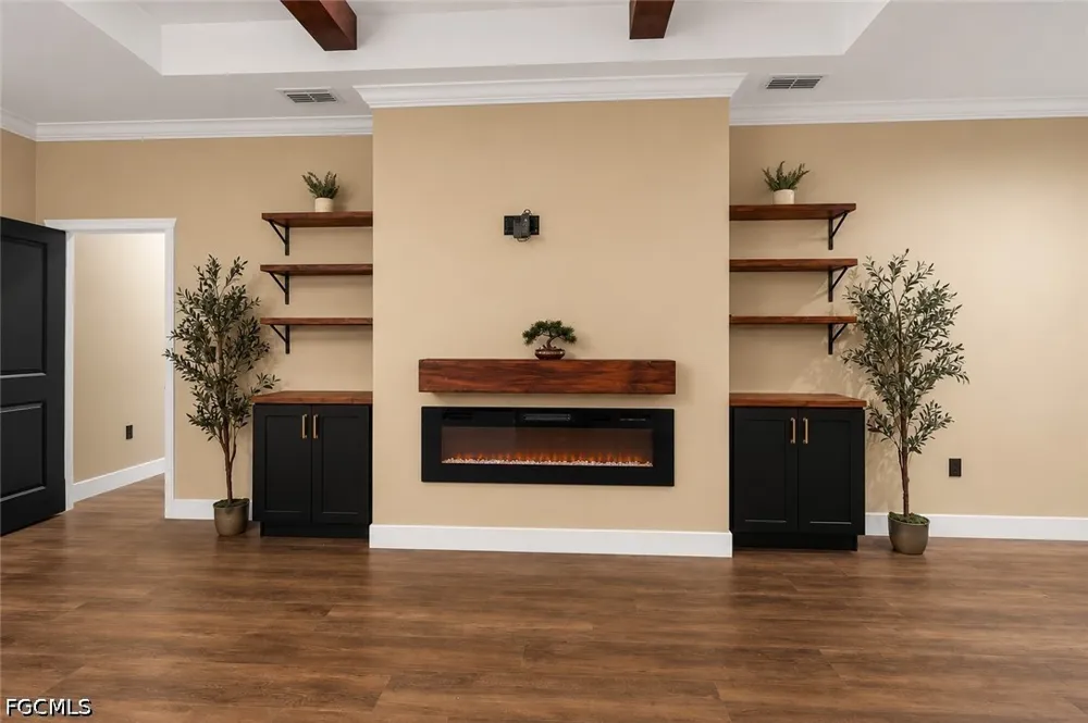 Pinetree Circle Labelle, FL 33935