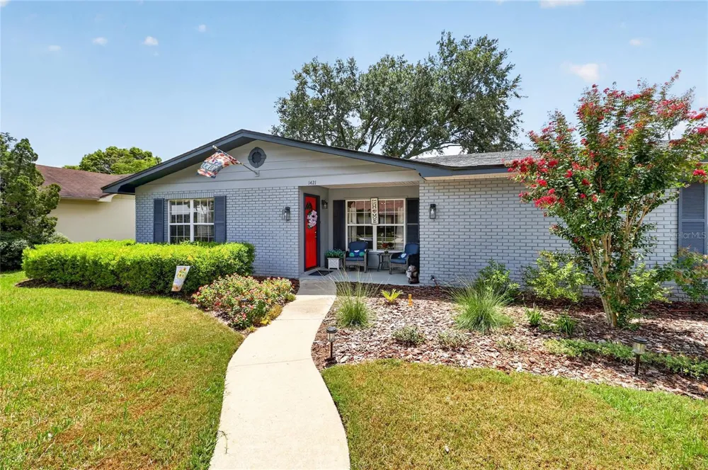 1421 ELLISON LANE Lakeland, FL 33801