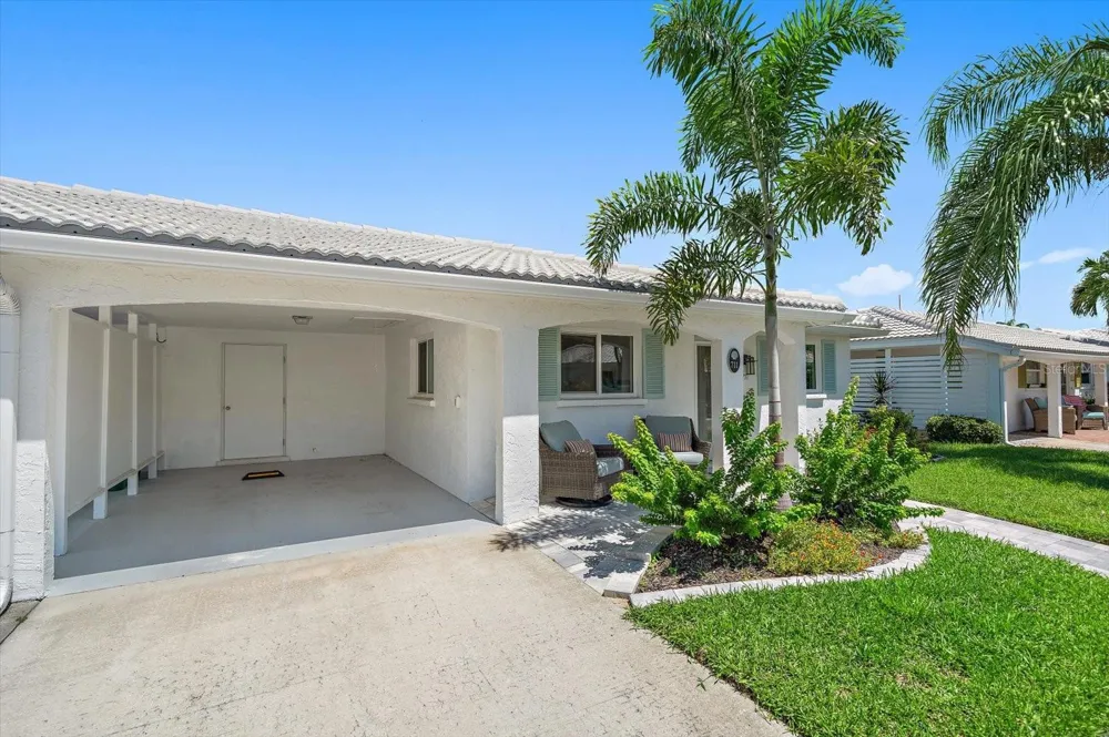 711 SPANISH DRIVE S #211 Longboat Key, FL 34228