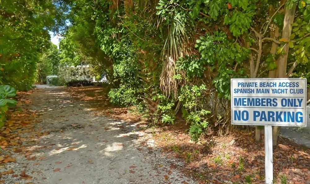 711 SPANISH DRIVE S #211 Longboat Key, FL 34228