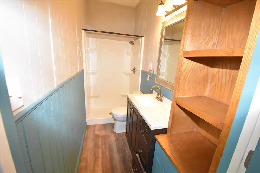 215 E 11th Street Bonham, TX 75418