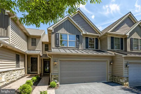 249 FIELDCREST LANE