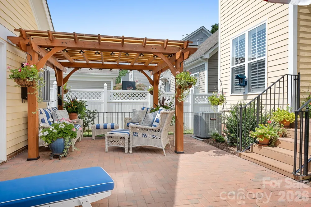 17525 Calverton Road Huntersville, NC 28078