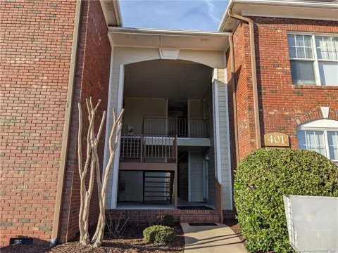 401-2 Meadowland Court #2