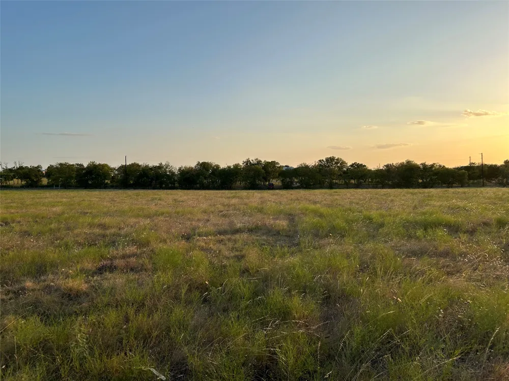 9248 S County Line Road Axtell, TX 76624