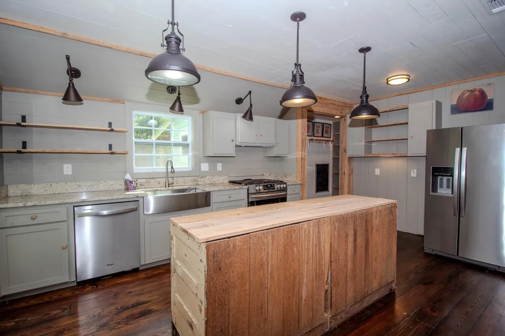 610 S 5th Street Crockett, TX 75835