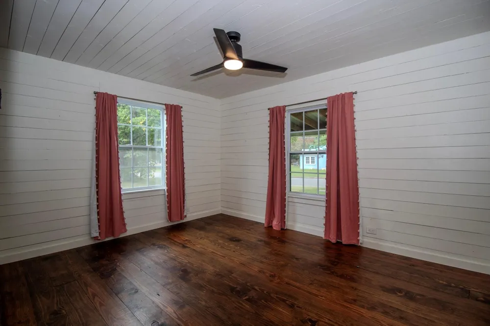 610 S 5th Street Crockett, TX 75835