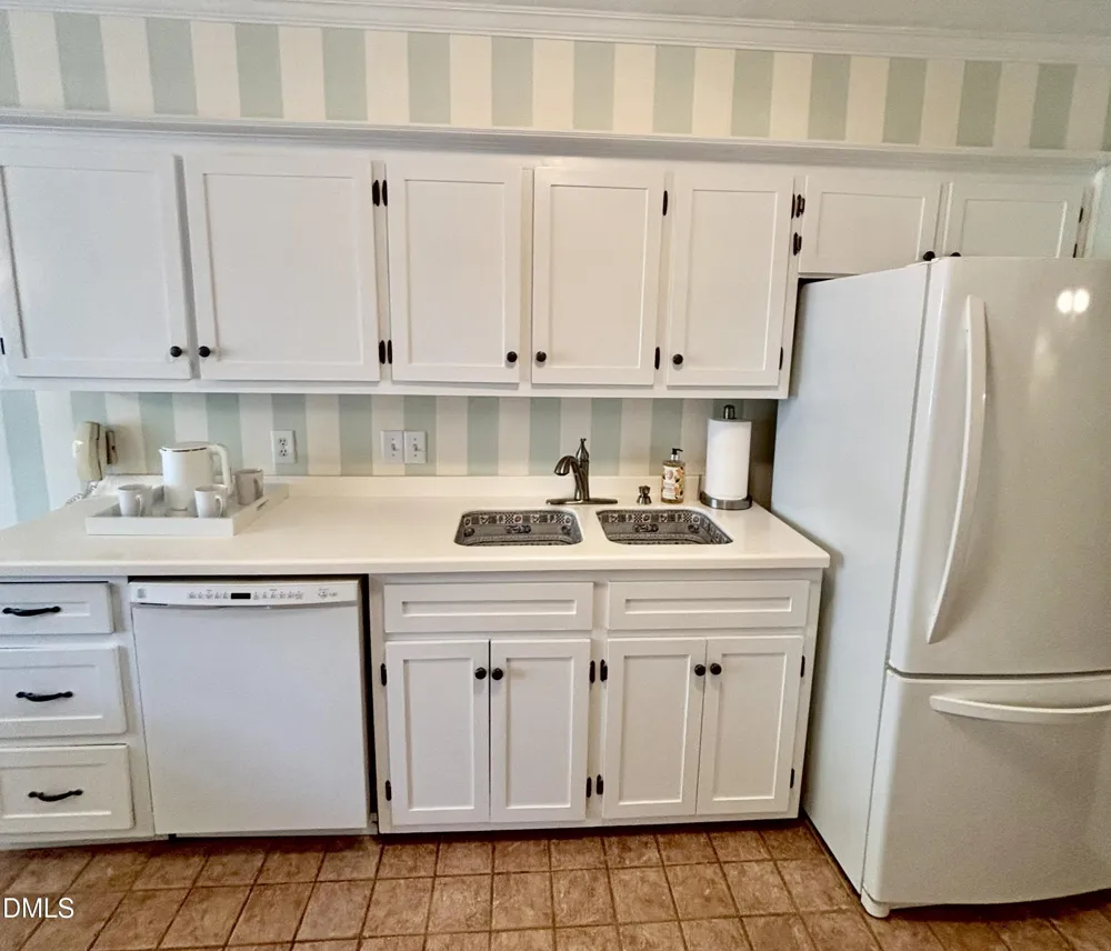180 Montrose Drive Durham, NC 27707