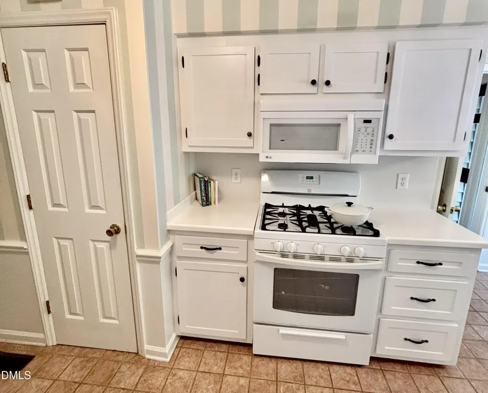 180 Montrose Drive Durham, NC 27707