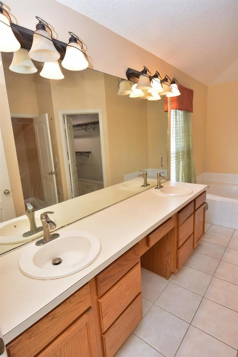 900 NW Waterlily Place Jensen Beach, FL 34957