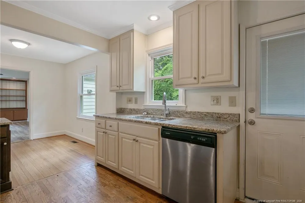 415 Vista Drive Fayetteville, NC 28305