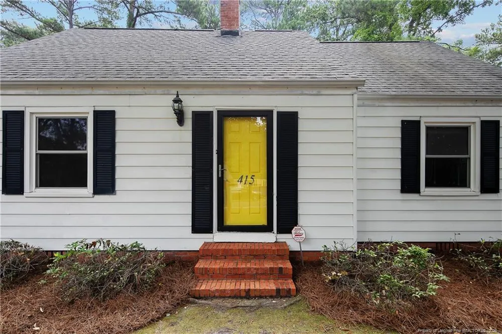 415 Vista Drive Fayetteville, NC 28305