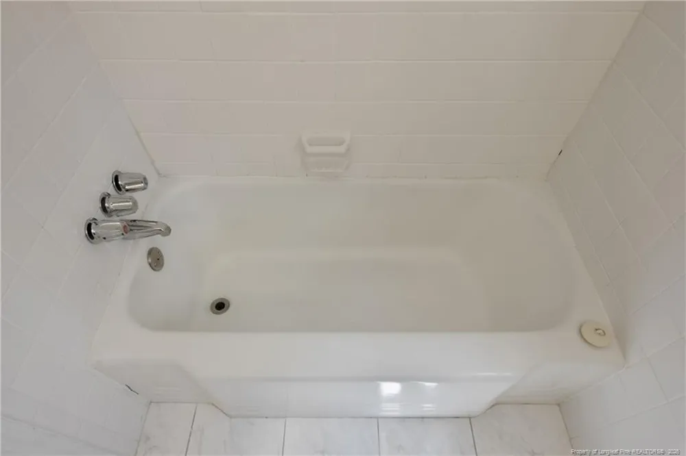 415 Vista Drive Fayetteville, NC 28305