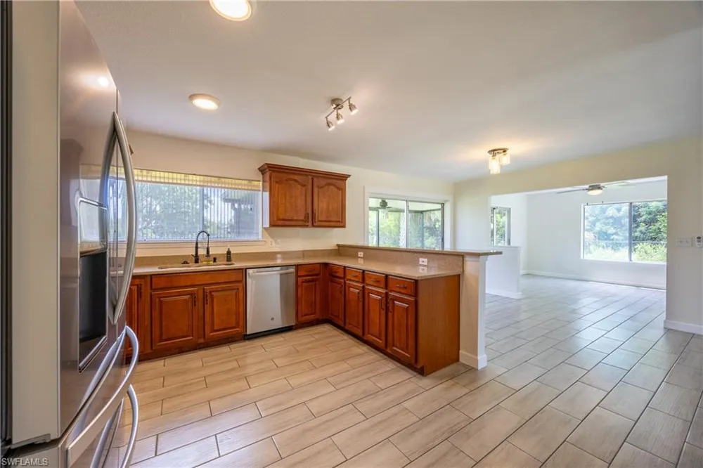 2016 Pellam Boulevard Port Charlotte, FL 33948