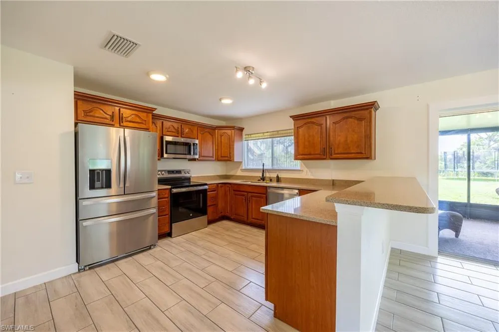 2016 Pellam Boulevard Port Charlotte, FL 33948