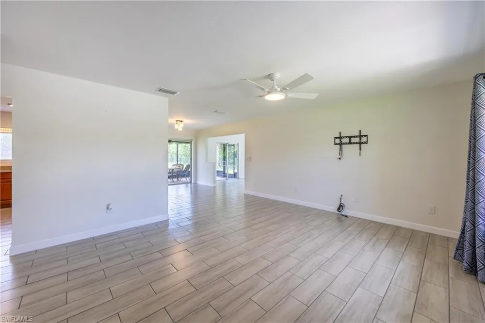 2016 Pellam Boulevard Port Charlotte, FL 33948