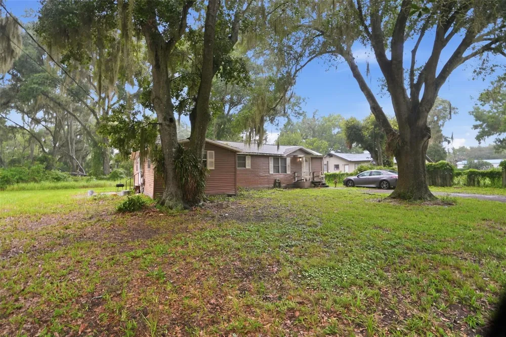 5818 CHERRY ROAD Lakeland, FL 33810
