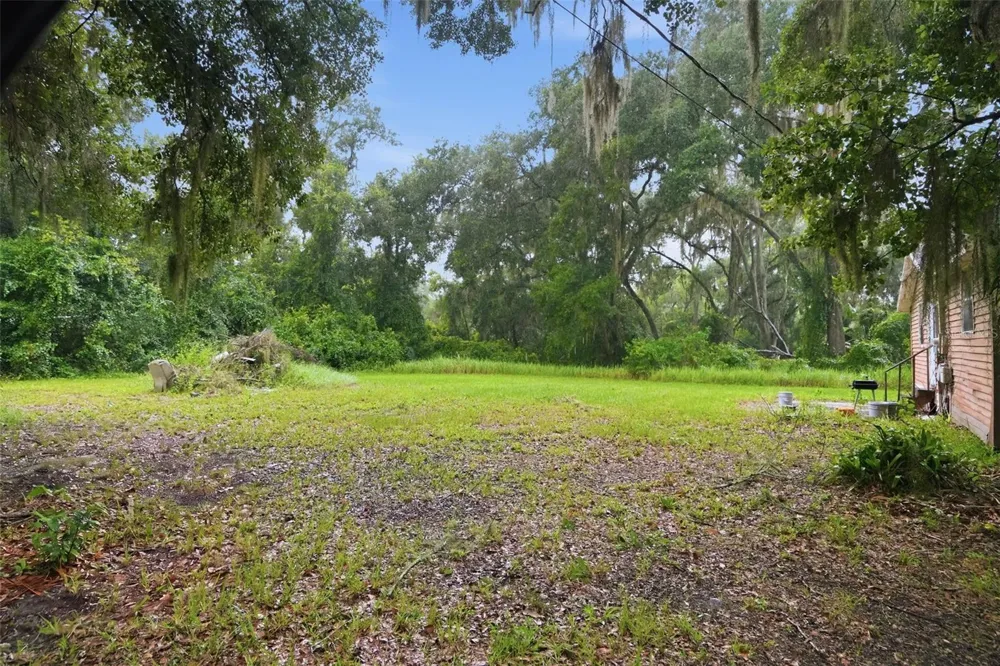 5818 CHERRY ROAD Lakeland, FL 33810