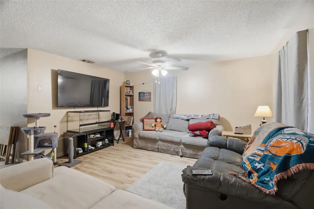 5818 CHERRY ROAD Lakeland, FL 33810
