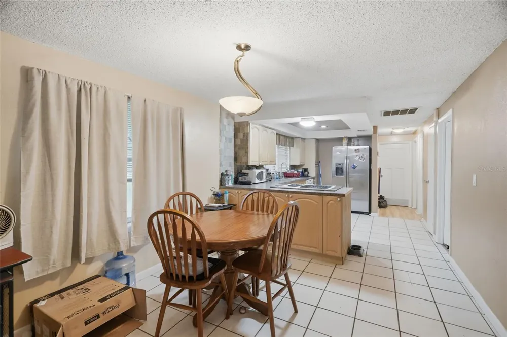 5818 CHERRY ROAD Lakeland, FL 33810
