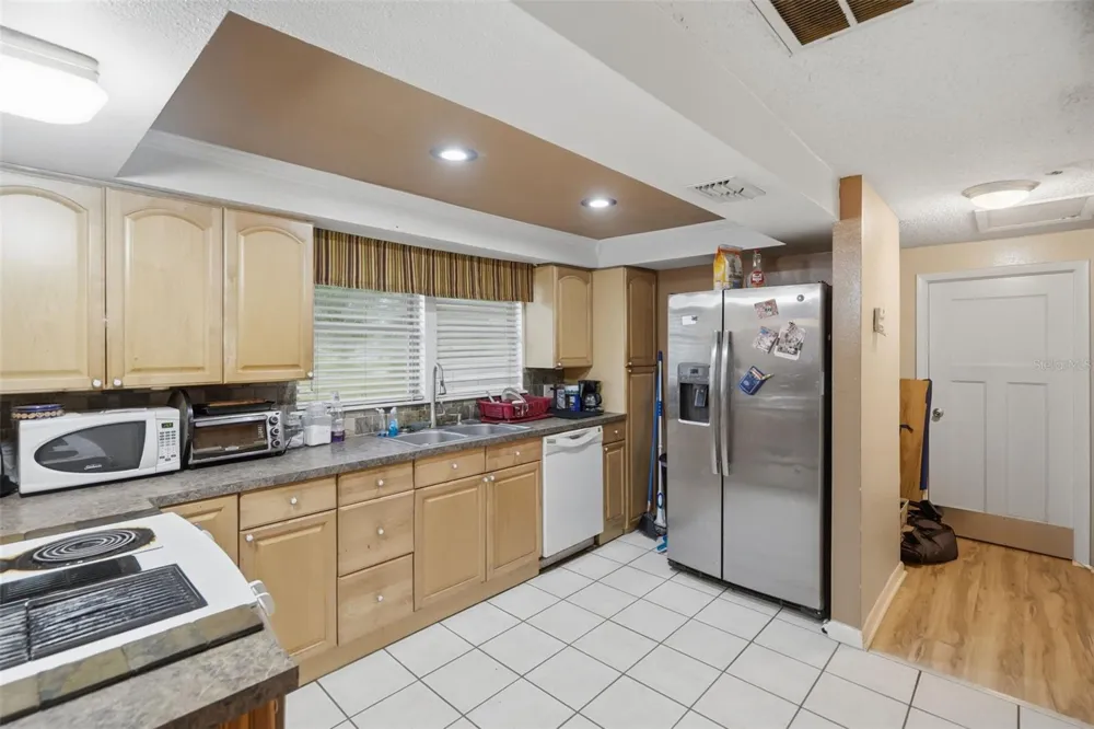 5818 CHERRY ROAD Lakeland, FL 33810
