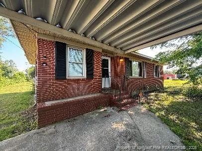 4937 Walnut Drive Fayetteville, NC 28304