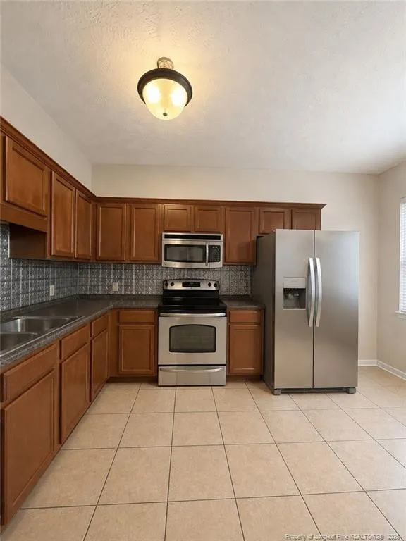 1225 Snowy Egret Drive Fayetteville, NC 28306