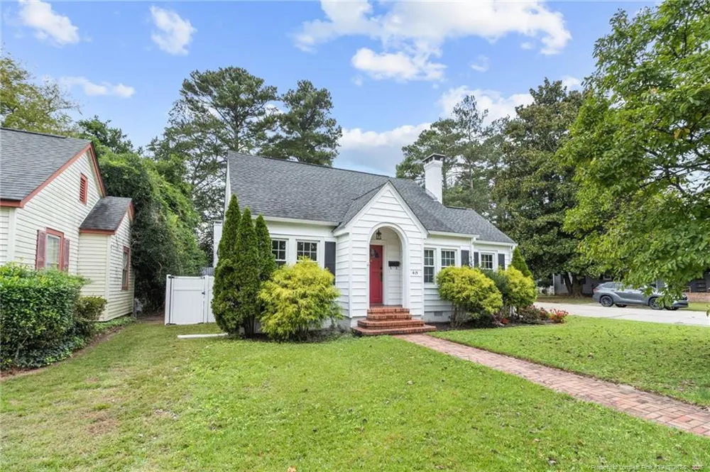 415 Cape Fear Avenue Fayetteville, NC 28303