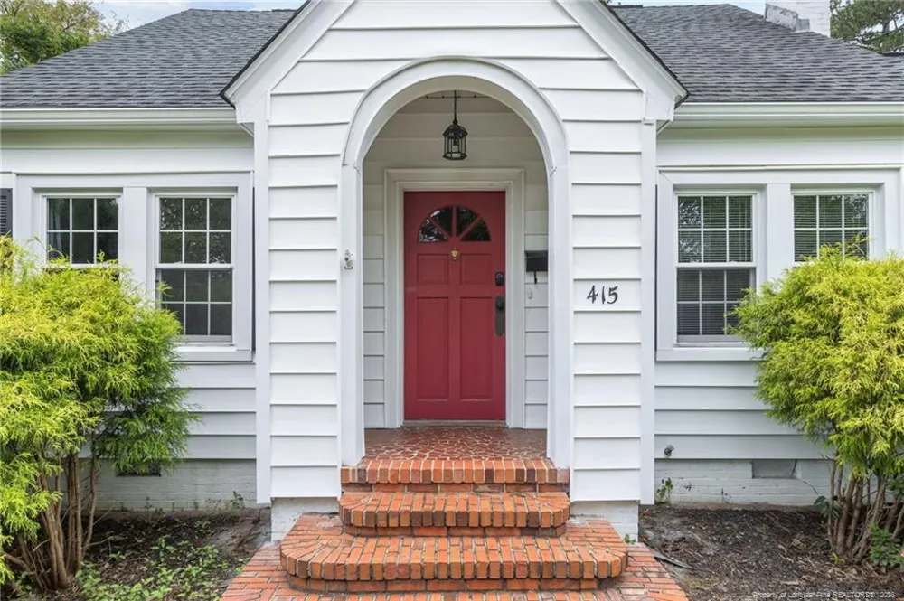 415 Cape Fear Avenue Fayetteville, NC 28303