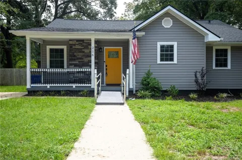 216 Circle Court