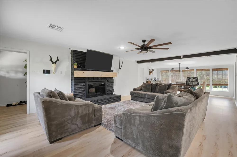 232 3666 China Spring, TX 76633