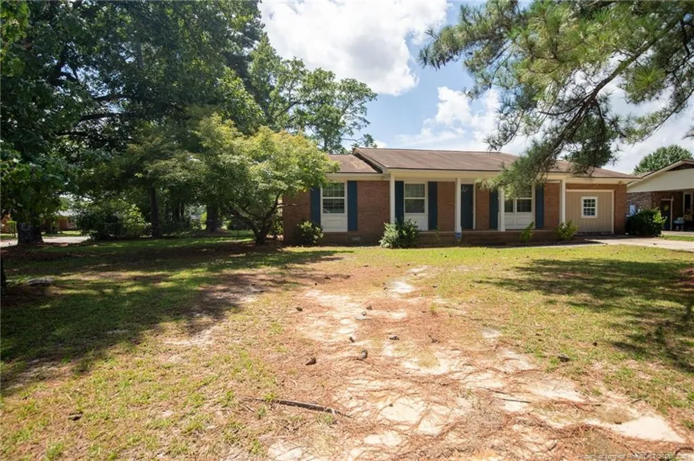 4727 Friar Avenue Fayetteville, NC 28304