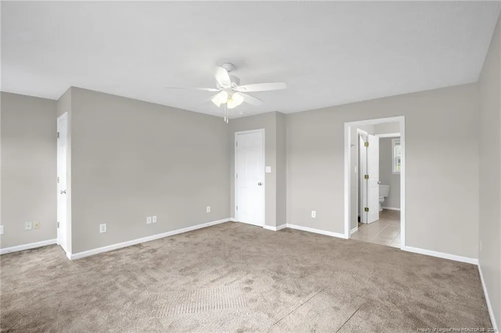 3028 Piney Mountain Drive Hope Mills, NC 28348