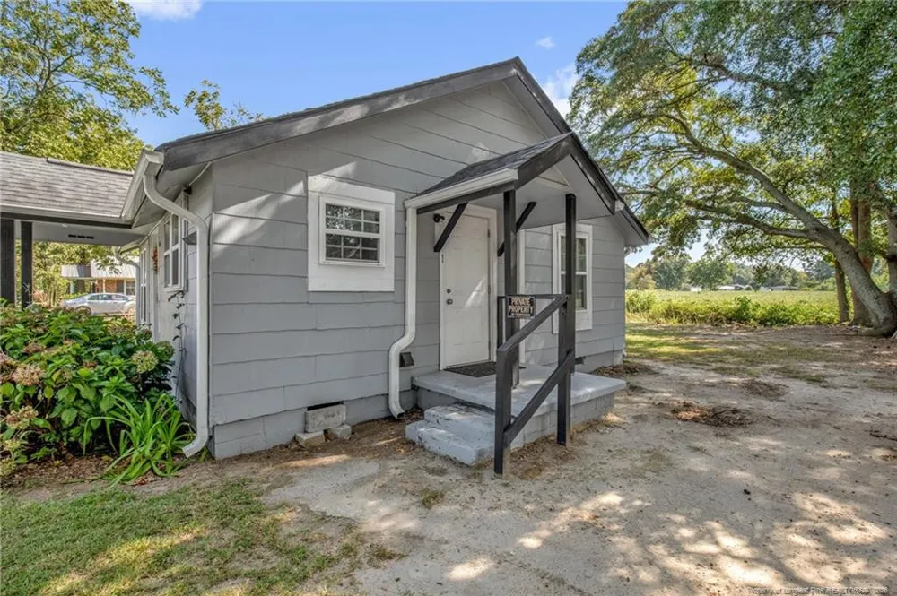 507 5th Street Pembroke, NC 28372