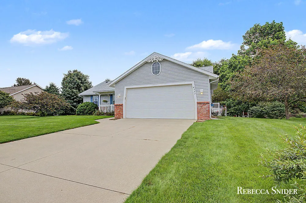 4333 Quail Run Drive Dorr, MI 49323