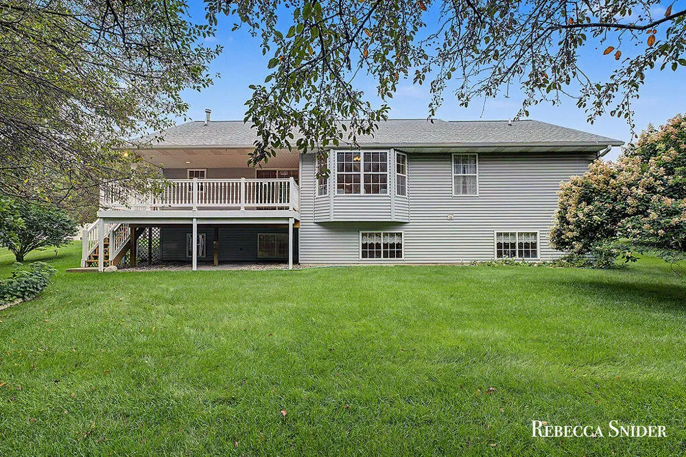 4333 Quail Run Drive Dorr, MI 49323