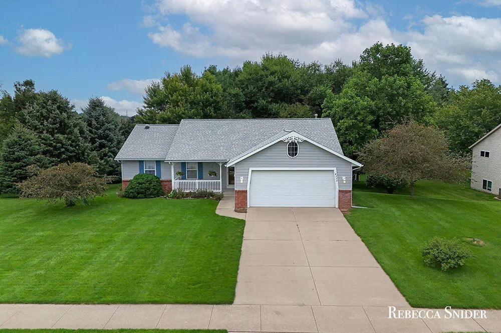 4333 Quail Run Drive Dorr, MI 49323